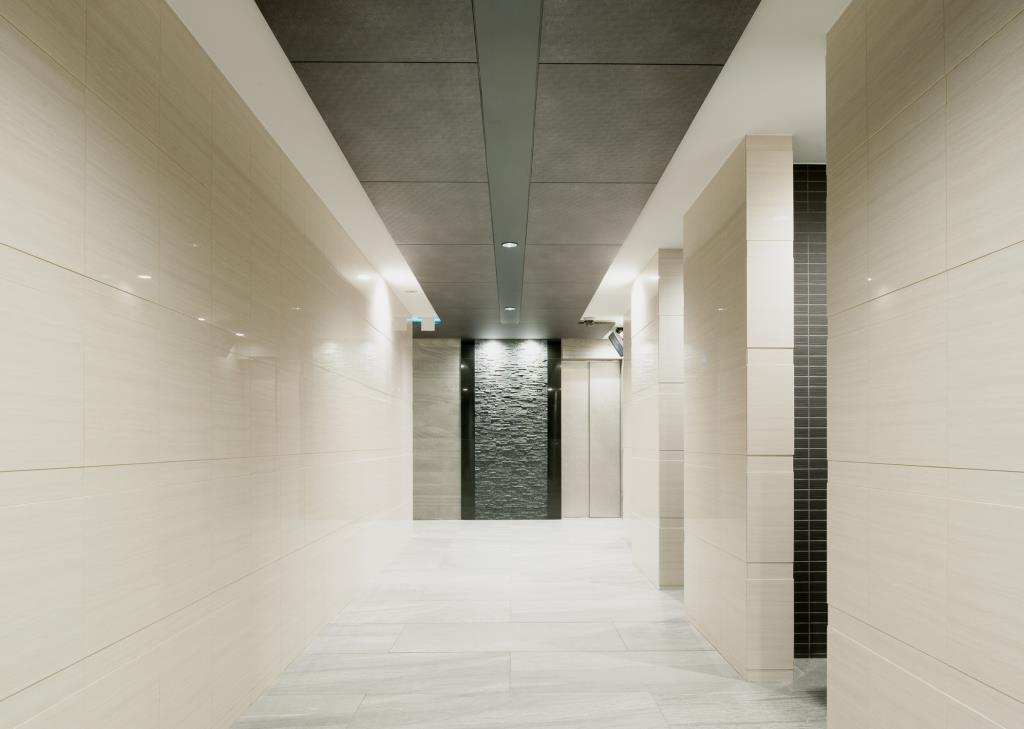 ロビー　エルヴィータ駅南