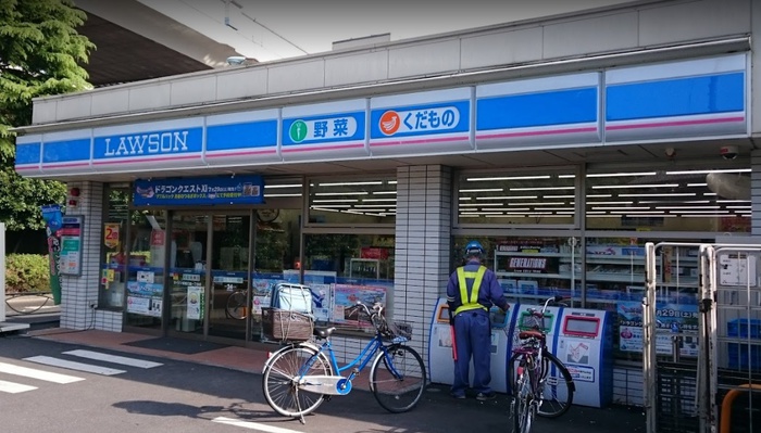 コンビニ　ローソン板橋三園１丁目店（コンビニ）まで184m