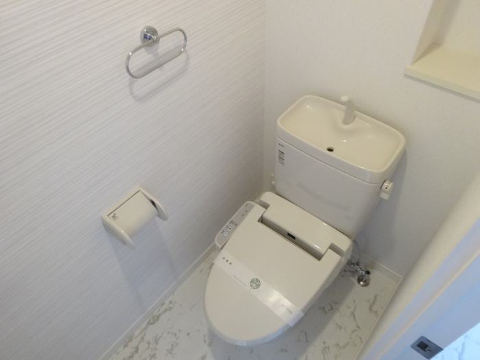 トイレ　別号室写真