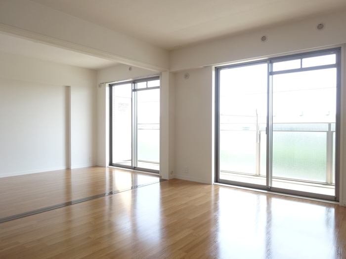 居室・リビング　別号室写真