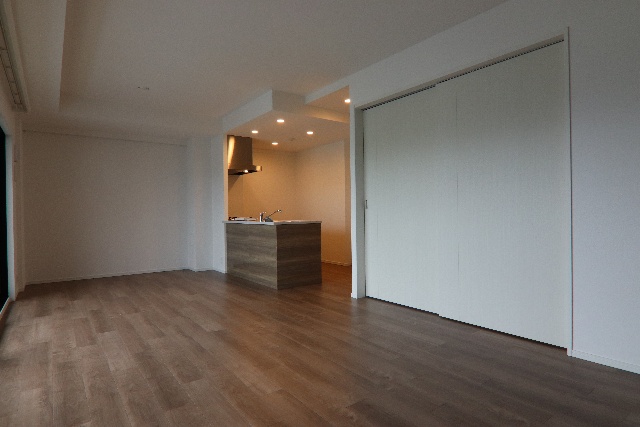 居室・リビング　※別室の参考写真の為、現況優先です。