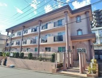 建物外観　多摩モノレール 中央大学・明星大学駅 徒歩約5分です。