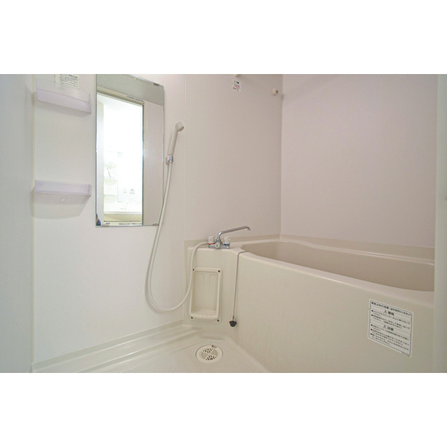 バス・シャワールーム　バスルーム