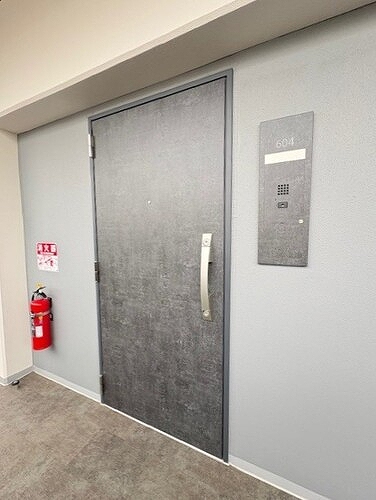 玄関　玄関収納