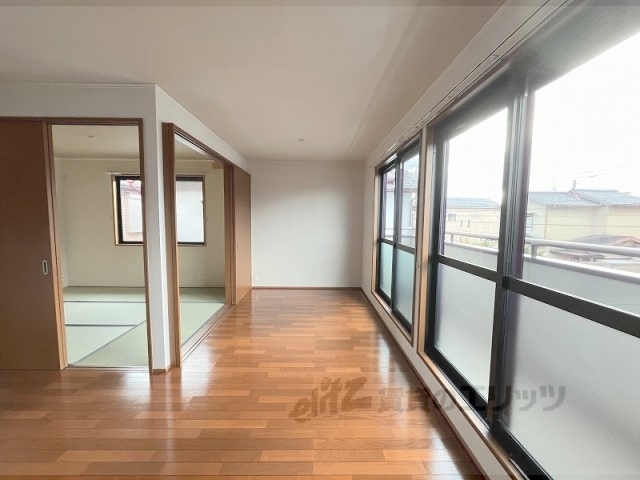 居室・リビング　リビング