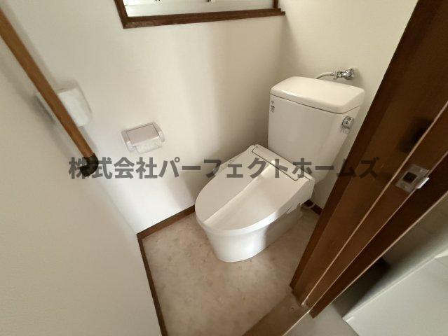 トイレ　トイレもきれいです