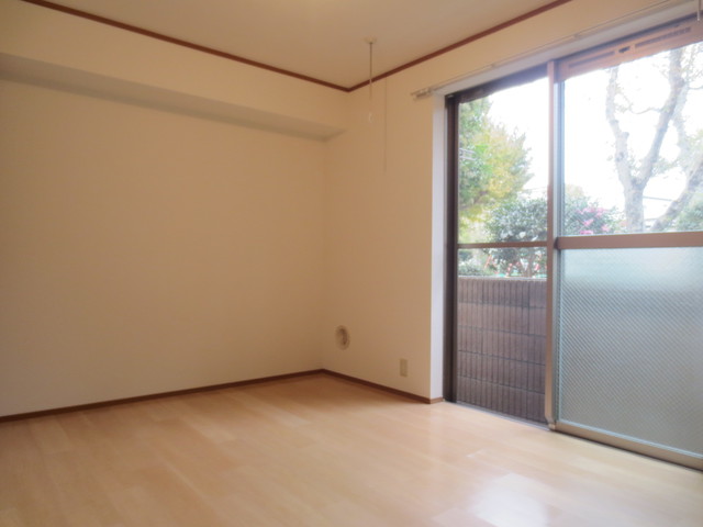 居室・リビング　★洋室７．２帖★