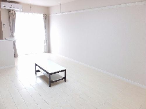 その他部屋・スペース　３０平米を超える広々とした居室です。