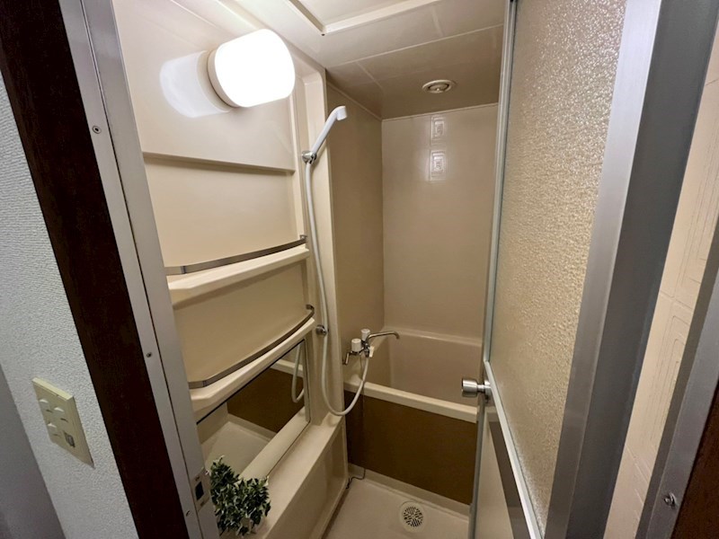 バス・シャワールーム　101号室(2021.11.11)