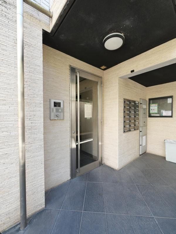 エントランス　エントランス