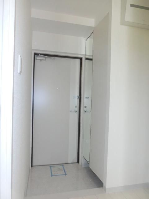 玄関　シューズボックス完備