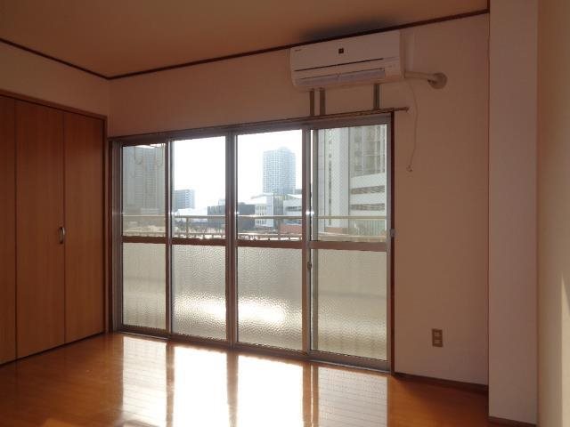 居室・リビング　洋室