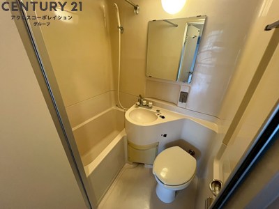 トイレ　お風呂トイレ同室です