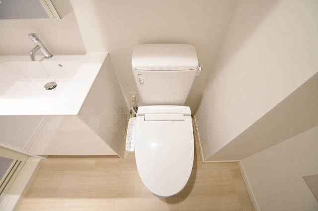 トイレ　トイレ