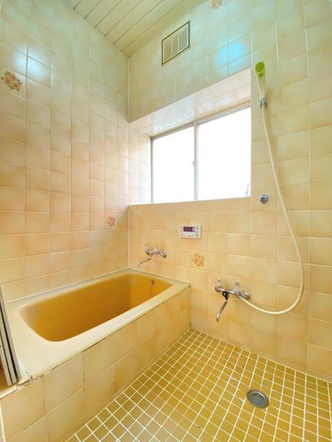 バス・シャワールーム　バス（追焚機能付）