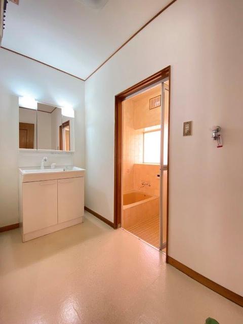 洗面設備　洗面所（独立洗面台有）