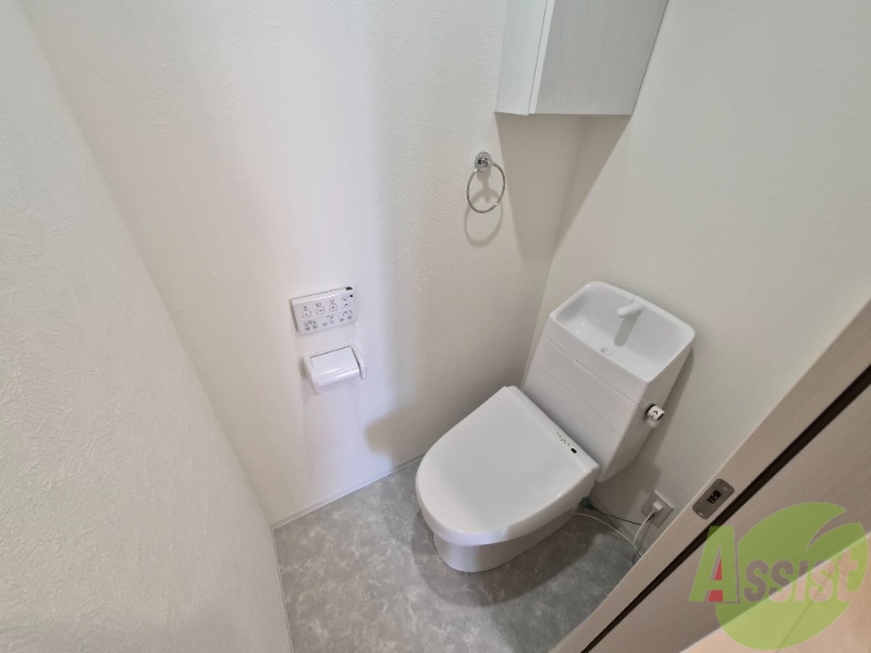 トイレ　トイレは綺麗でウォッシュレットも付いて快適にお使い頂けます。