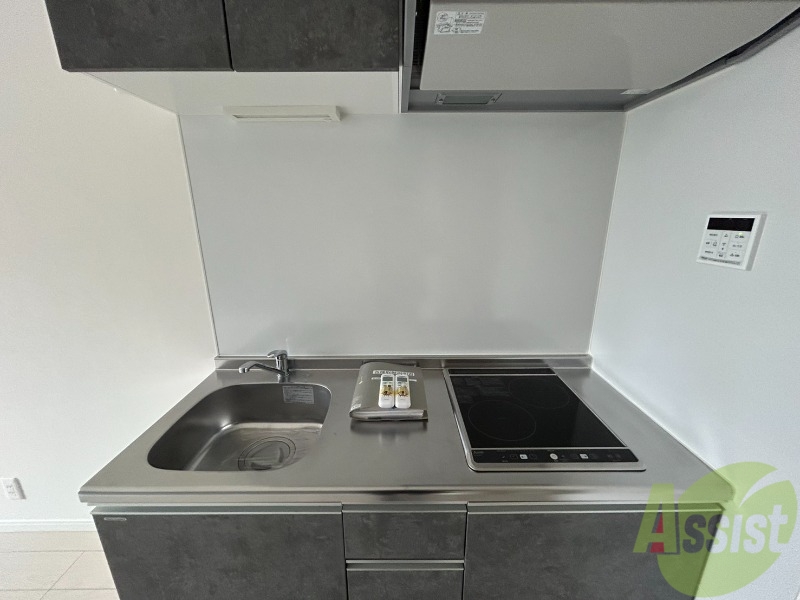 キッチン　キッチンはＩＨの２口コンロが設置済みです。