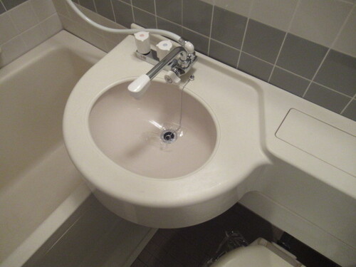 洗面設備　洗面台／３点ユニットバス