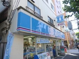 コンビニ　ローソン（コンビニ）まで180m