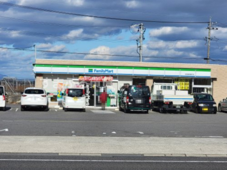 コンビニ　ファミリーマート 安城篠目童子店（コンビニ）まで1030m