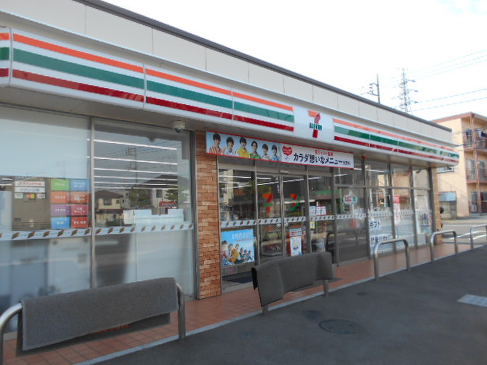 コンビニ　セブンイレブン府中白糸台四丁目店（コンビニ）まで290m