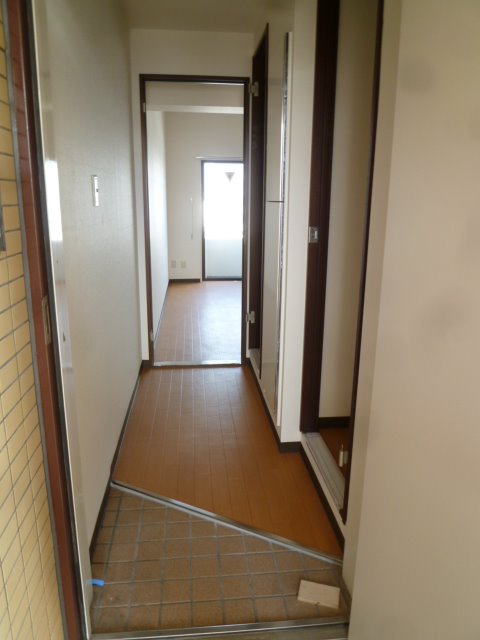 玄関　反転