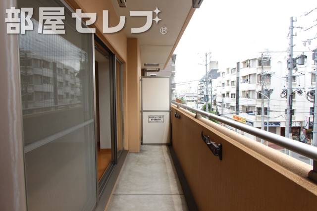 バルコニー　南向きベランダです