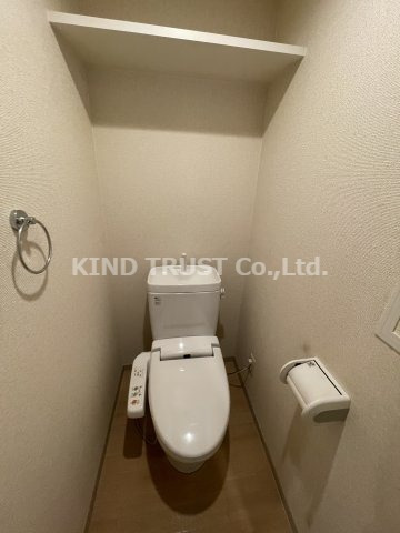 トイレ　落ち着いたトイレです