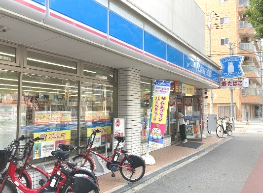 コンビニ　ローソン 東小橋二丁目店（コンビニ）まで583m
