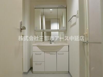 洗面設備　シュロス武蔵小山　は三都市アース中延店へお任せください！　ご