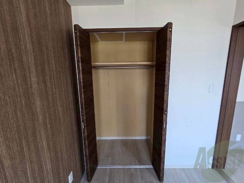 収納　寝室の収納です。部屋がすっきり片付きます。