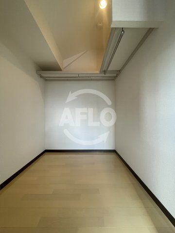 収納　セブンオークス　ウォークインクローゼット