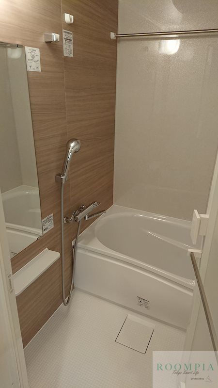 バス・シャワールーム　バス