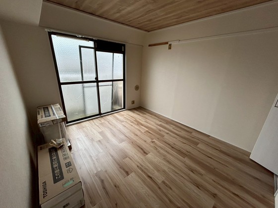居室・リビング　※別部屋の写真です