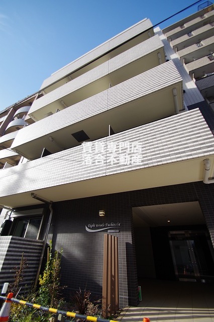 建物外観　2021年2月完成・築浅