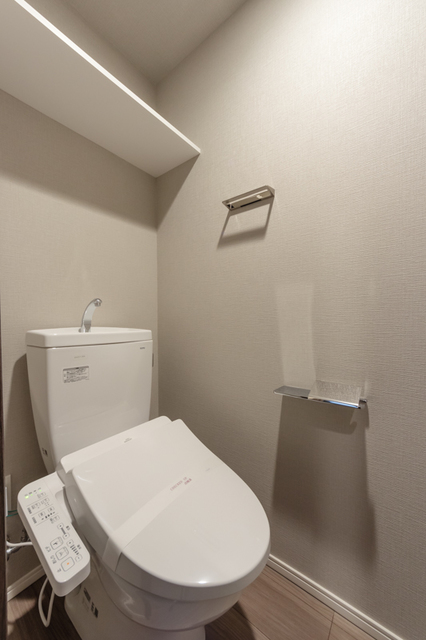トイレ　※写真は同タイプ住戸です。