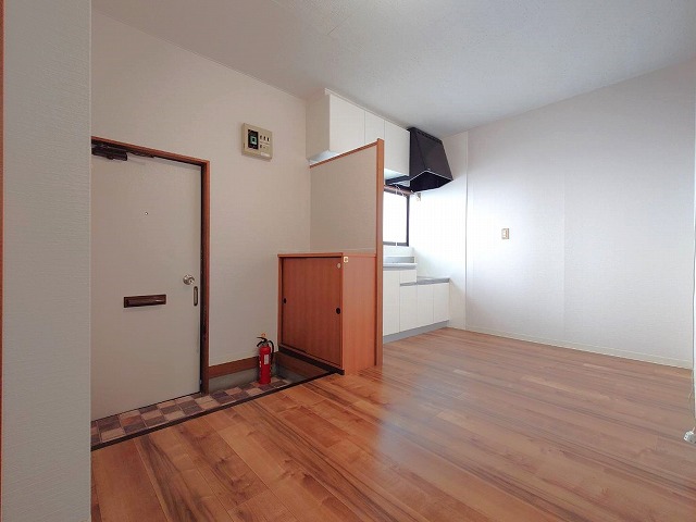 その他部屋・スペース　(同タイプの他の部屋の写真です)