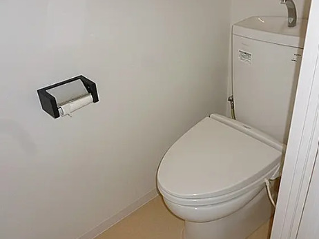 トイレ　別部屋の画像を使用しております。