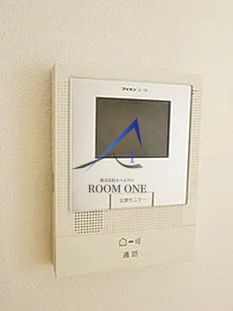 セキュリティ　モニター付きインターホンです。