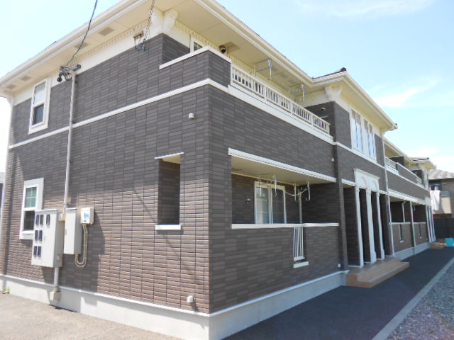 建物外観　バルコニー・玄関側を南南東方向より撮影