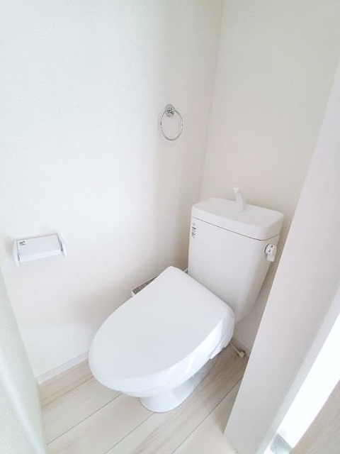 トイレ　同じ施工会社さんの物件の参考写真です。