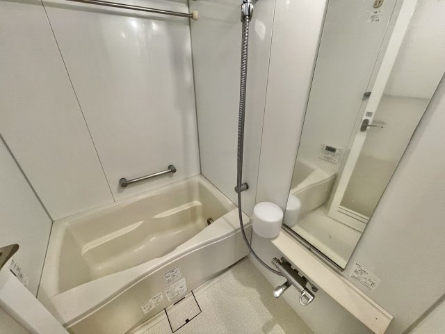 バス・シャワールーム　※同タイプ別部屋参考写真