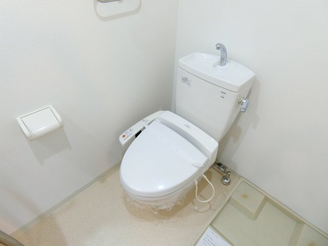 トイレ　詳細は、RISUMO江坂本店→06-6155-7137まで♪