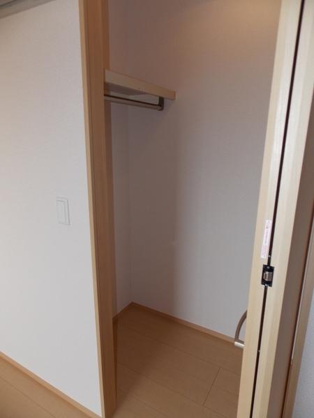 収納　普通の収納より広になってますよ！