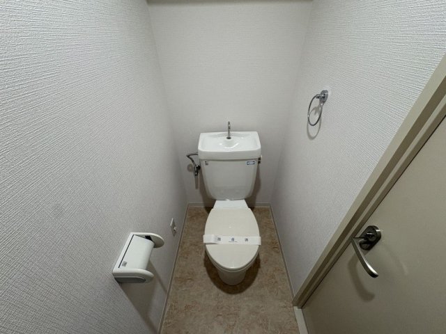 トイレ　コンパクトで使いやすいトイレです