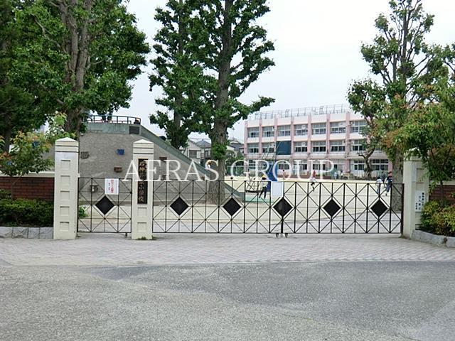 小学校　練馬区立石神井東小学校（小学校）まで575m
