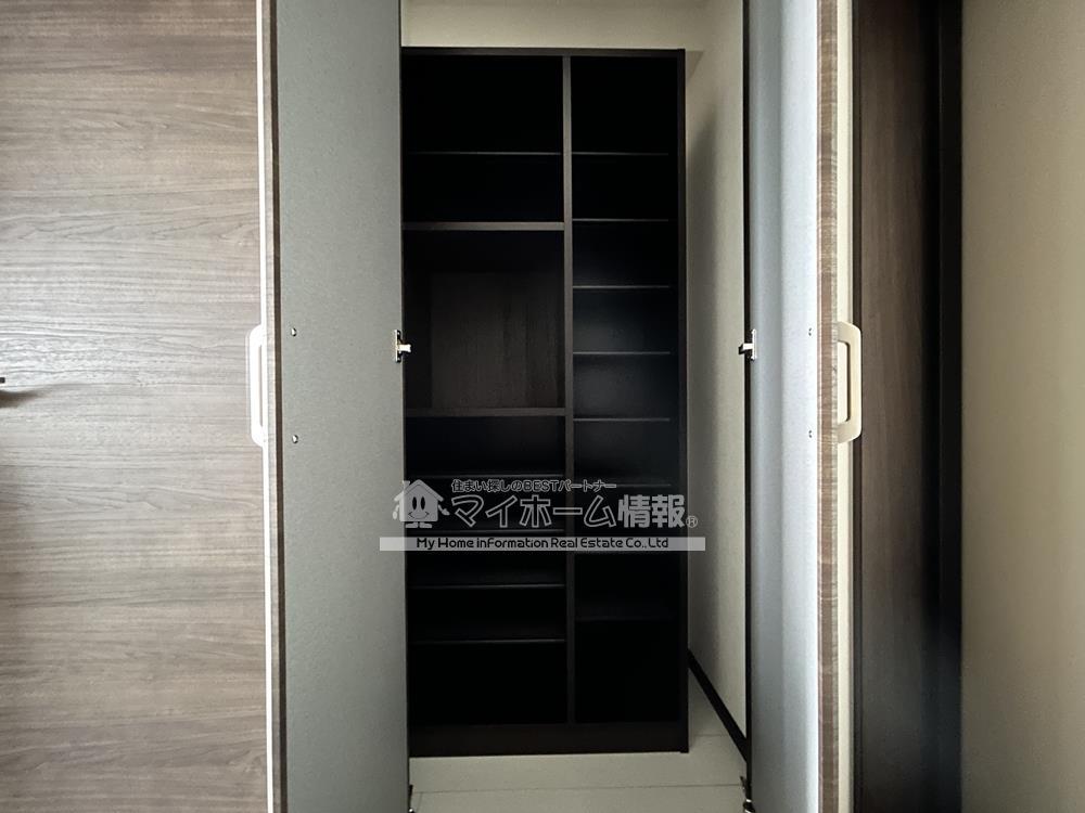 収納　※内観写真は1005号を引用しており、内装が異なる場合がござ