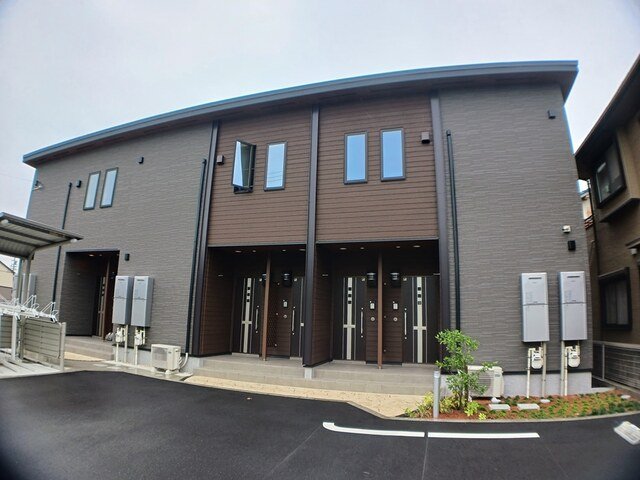 建物外観　落ち着いた雰囲気の外観です