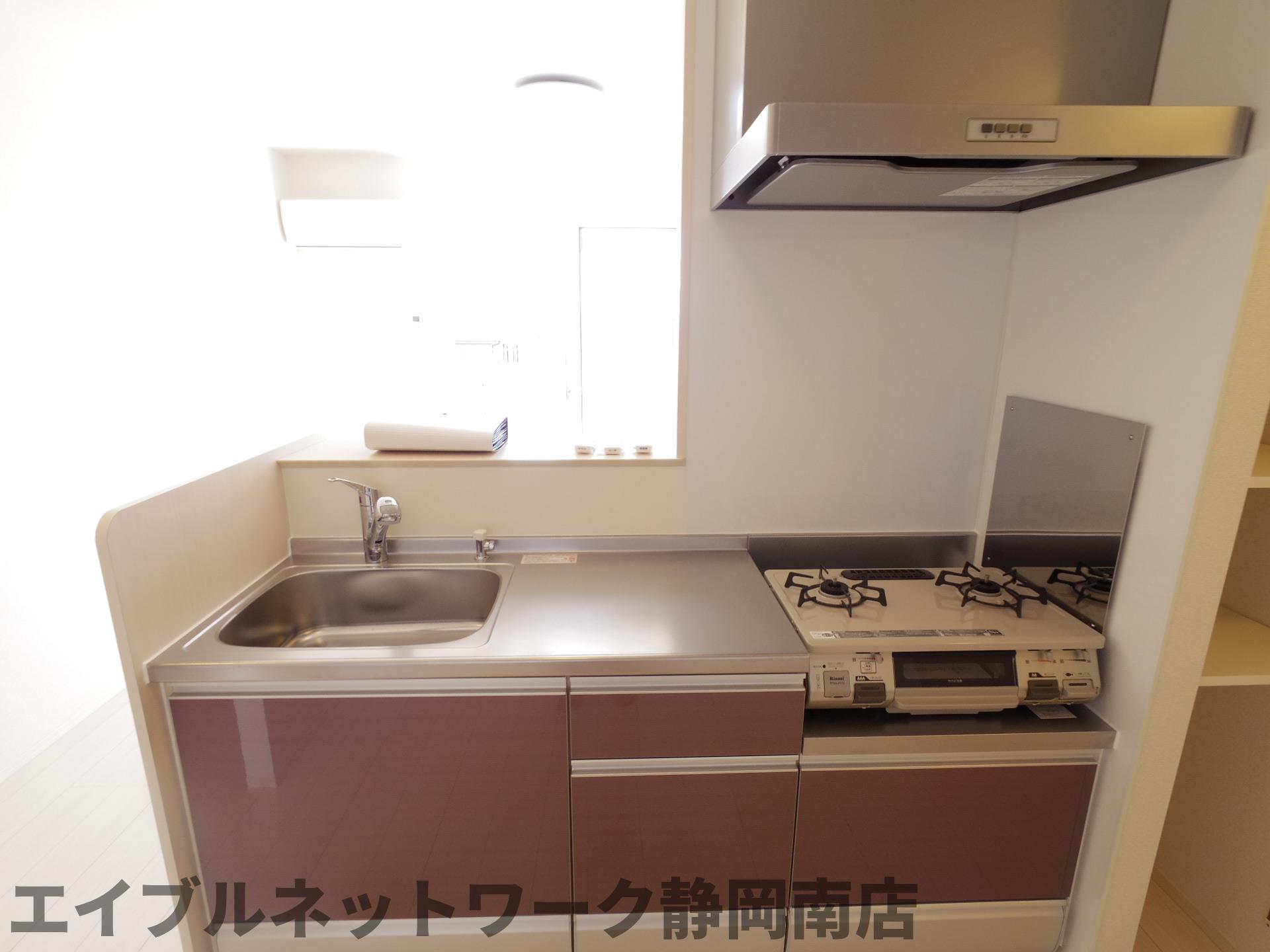 キッチン　キッチンでお料理をお楽しみください